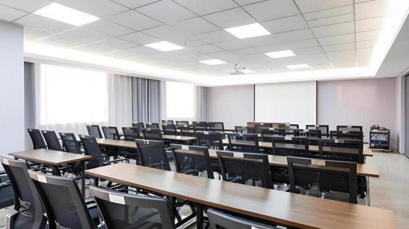 Borrman Hotel East Huai An Railway Station Zhou  Enlai Memorial