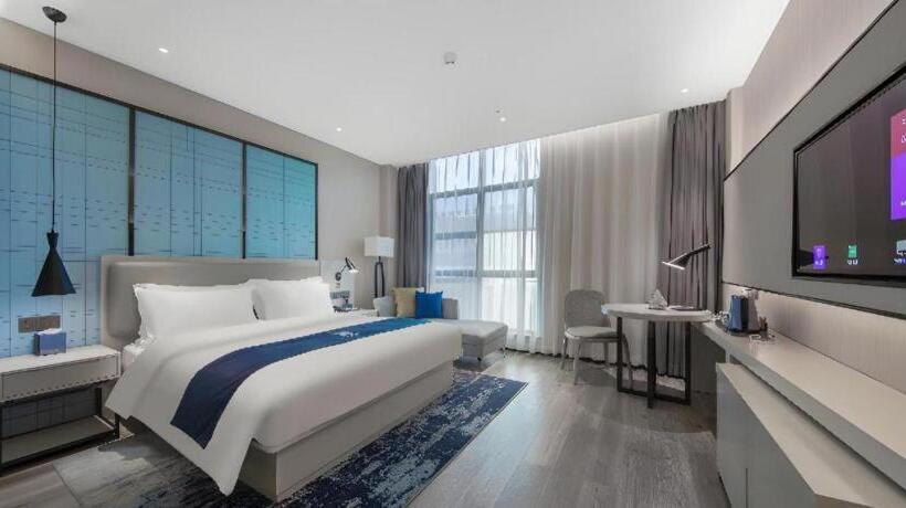 Echarm Hotel Zhongxiang Mochou Lake