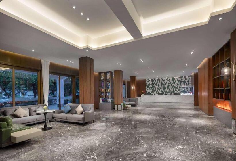 فندق Days Inn By Wyndham Hainan Sanya Bay