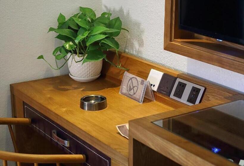 בית מלון כפרי James Joyce Coffetel·shenyang North Railway Station Shifu Square