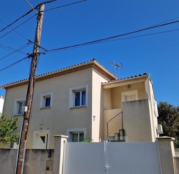 پانسیون Dans Une Villa, 3 Chambres, Entrée Autonome Et Indépendante