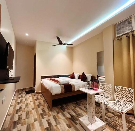 بنسيون Royal Regency Palace Vijay Chowk Gorakhpur