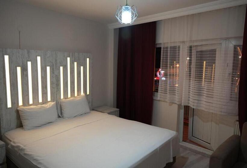 Premium Otel