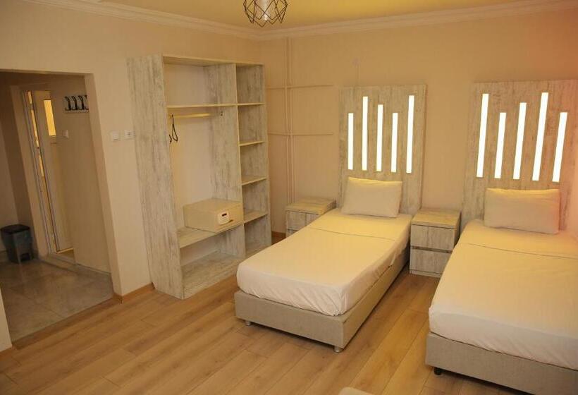 Premium Otel