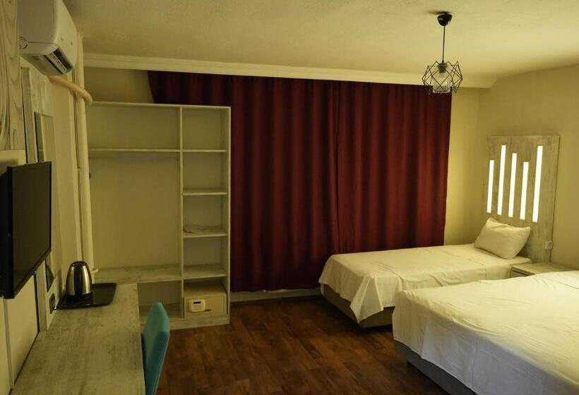 Premium Otel