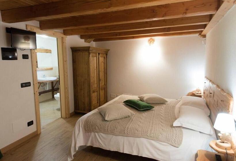 مبيت وإفطار Affittacamere Ciampian