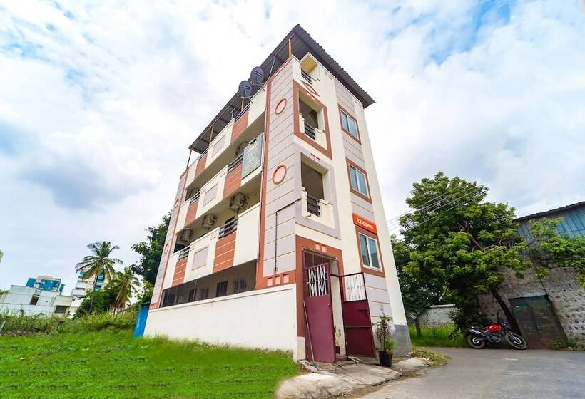 בית מלון כפרי Fabexpress Clover Castle   Nr Coimbatore International Airport