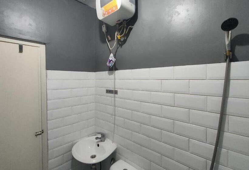 فندق Puspiptek Residence Syariah Mitra Reddoorz