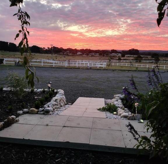 Bed and Breakfast Australian Wildlife At Your Door