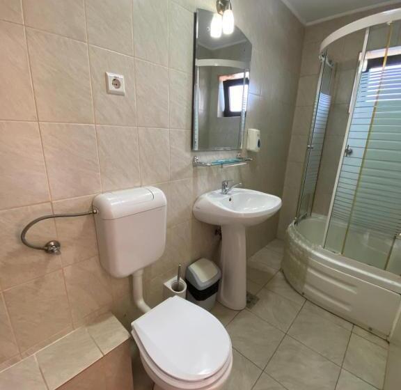 פנסיון Han Km 17