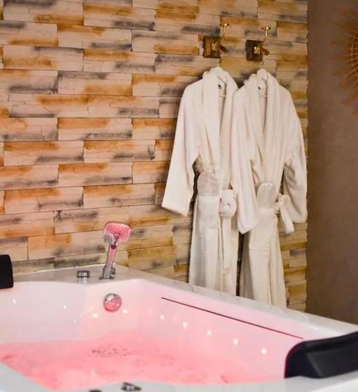 ペンション Les Nuits D Olympe   Suite & Spa Privatif