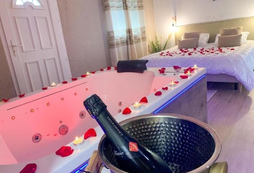 ペンション Les Nuits D Olympe   Suite & Spa Privatif