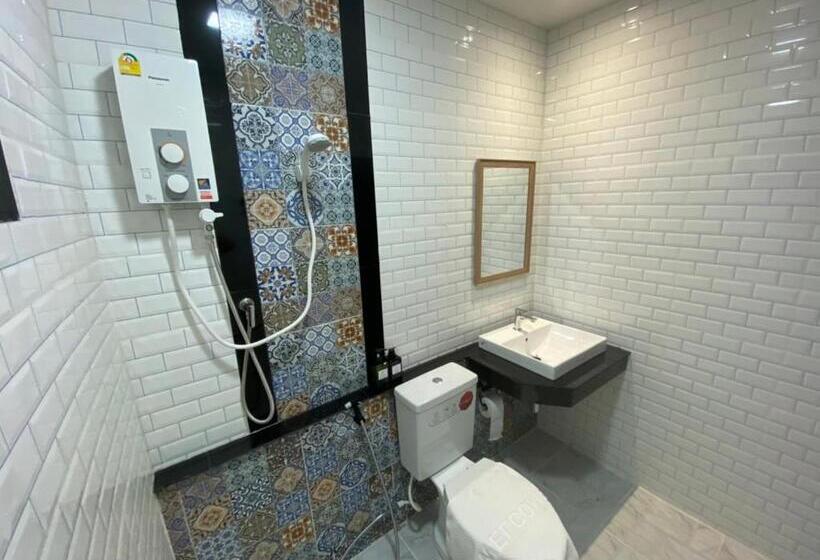 استراحتگاه Piumsuk Villa