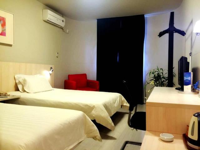 Отель Jinjiang Inn Hohhot South Hulun Buir Road