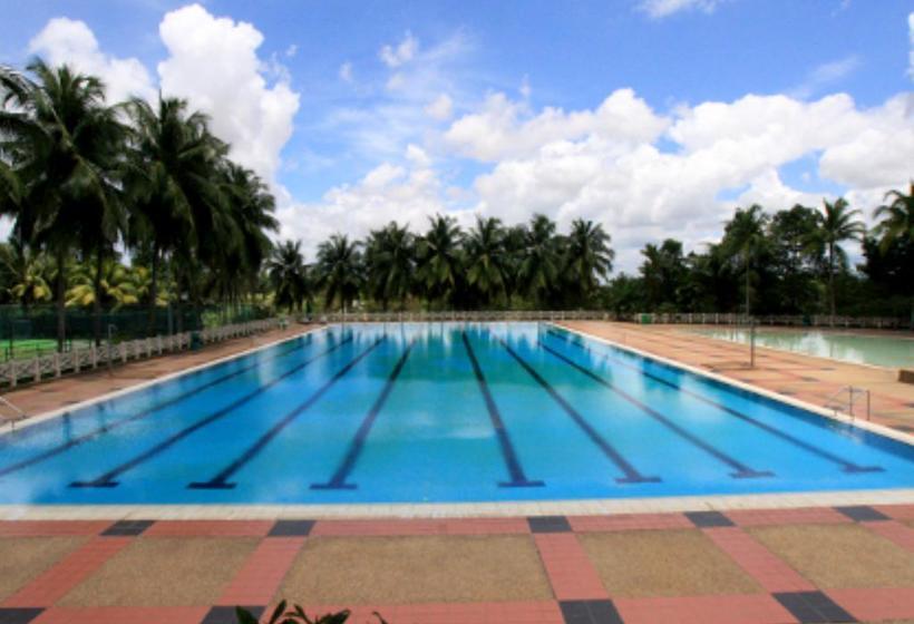 هتل Ponderosa Golf & Country Resort