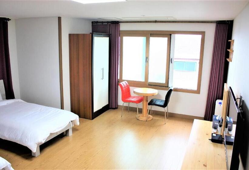Samda Hostel
