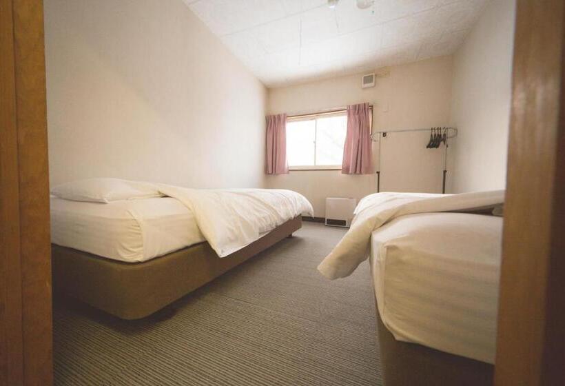ユースホステル Hakuba Cortina Backpackers