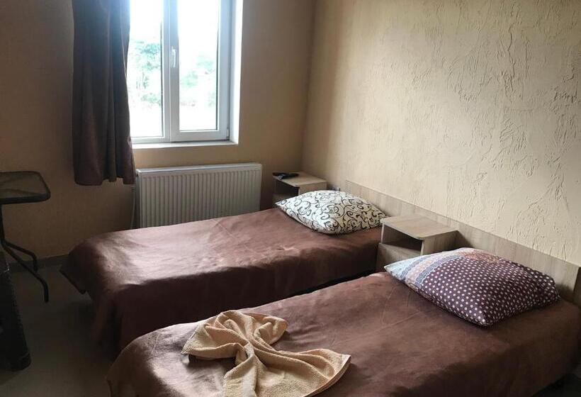 Mini Gostinitsa Hostel