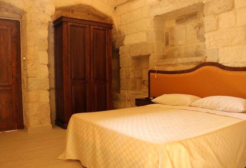 بنسيون Alla Corte Del Naif