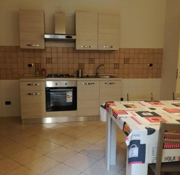 펜션 Posto Letto In Stanze Singole Al Centro Di Enna