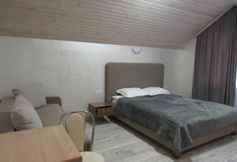 بنسيون Solomiia