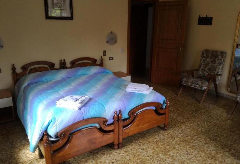 ホテル Bad & Breakfast La Siepe