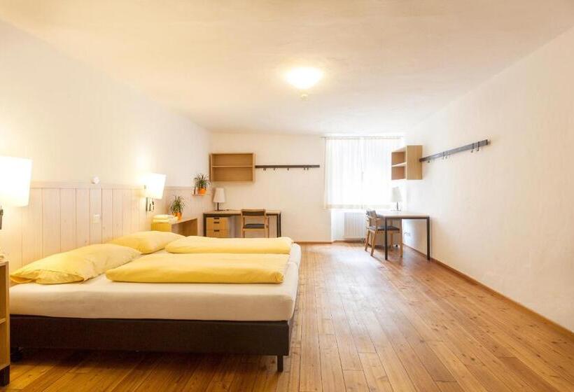 فندق Kolping Hallein