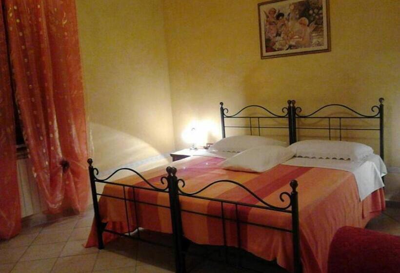 ペンション Affittacamere La Vigna