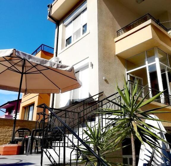 پانسیون Guest House Maggy