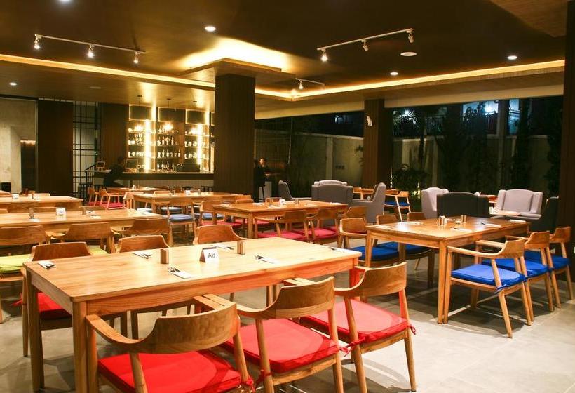 فندق Balcony  Sukabumi