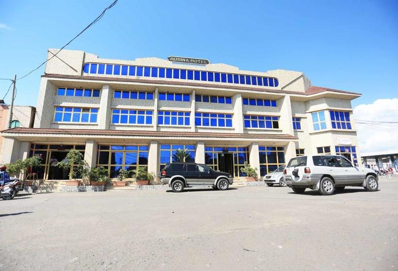 ホテル Rusina