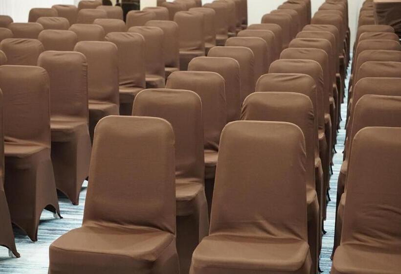 Unisi Hotel Malioboro   Jogja Syariah