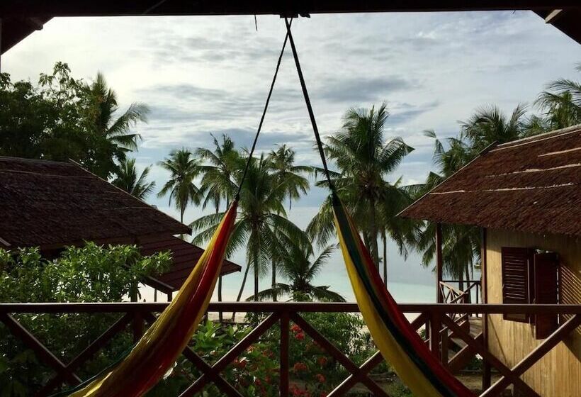 استراحتگاه Bara Beach Bungalows