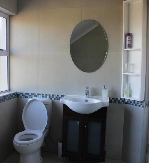 住宿加早餐  Milas Place