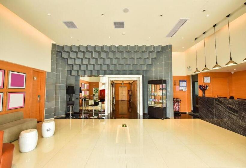 ホテル Jinjiang Inn Haikou Binhai Avenue Qilou Old Street