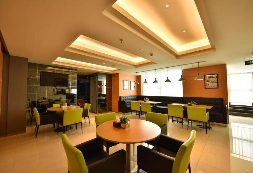 ホテル Jinjiang Inn Haikou Binhai Avenue Qilou Old Street