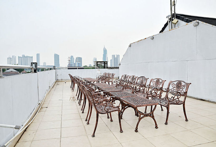 酒店 Zen Rooms Benhil Tondano