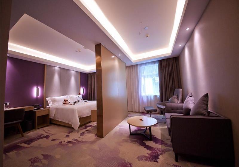 Отель Lavande Jiangmen Yingbin Avenue Branch