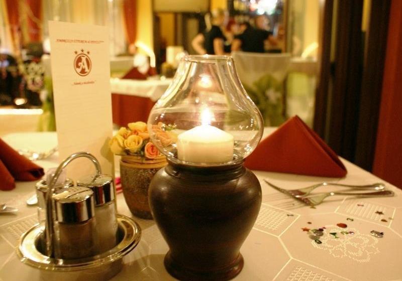 민박 Ambrózia étterem és Panzió