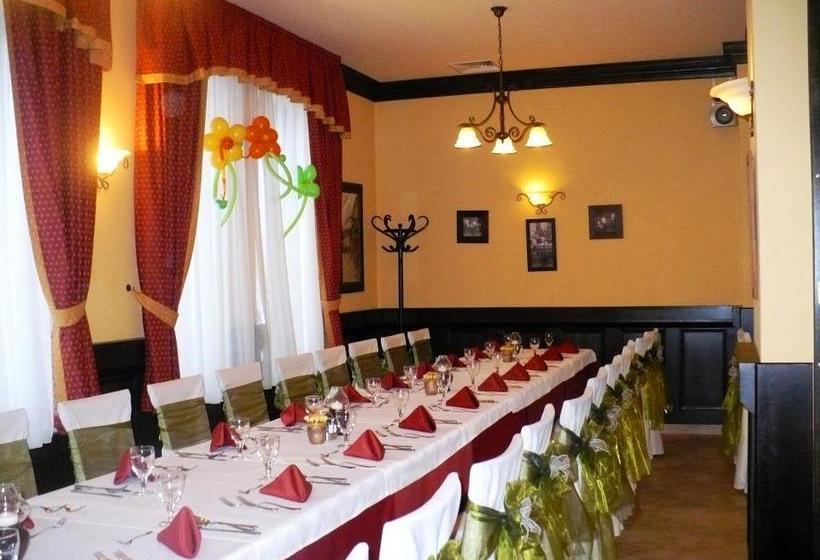 민박 Ambrózia étterem és Panzió