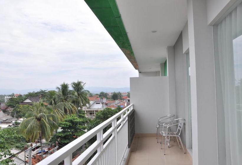 هتل Emerald  Pangandaran