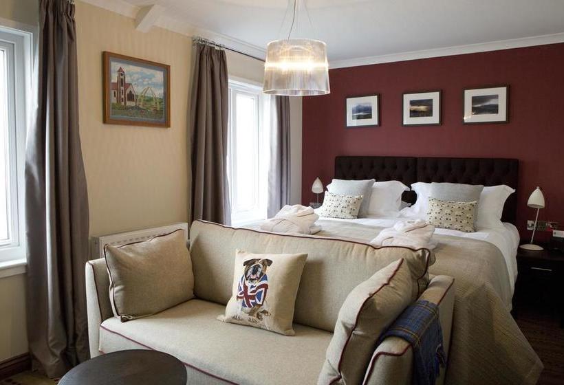 هتل The Waterfront Boutique