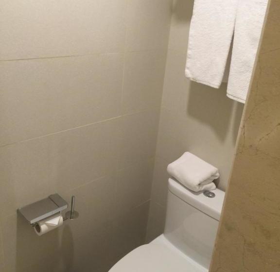 בית מלון כפרי Ji  Jinan Quancheng Plaza