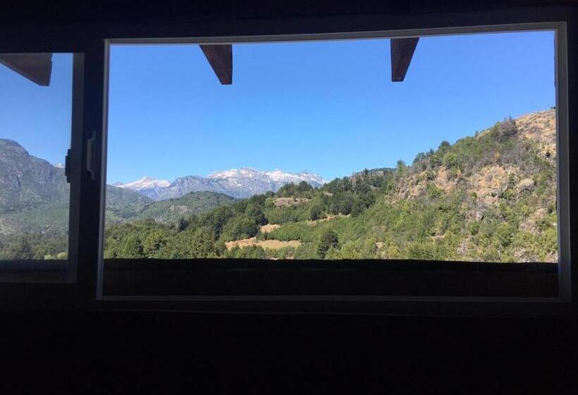 הוסטל Hostal Las Natalias