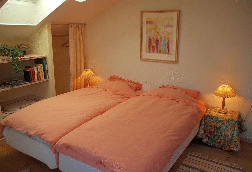 مبيت وإفطار Rosehouse Hillerød Bed And Kitchen