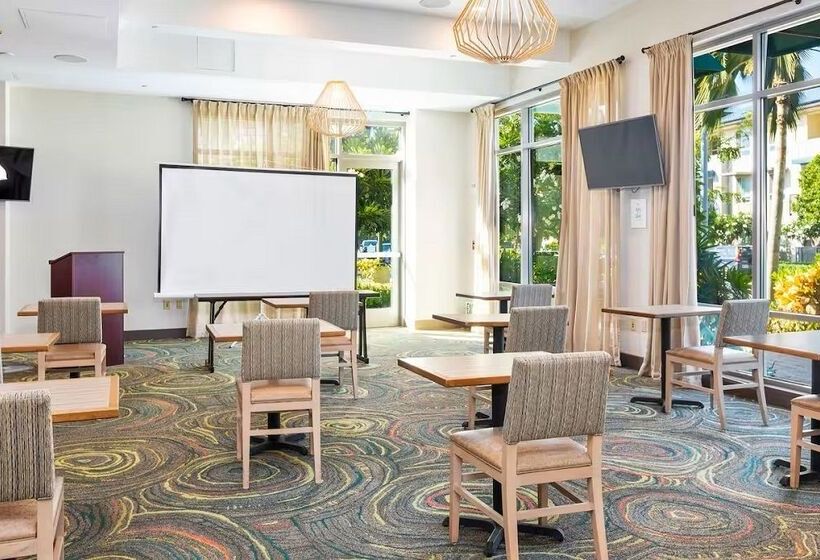 فندق Embassy Suites By Hilton Oahu Kapolei