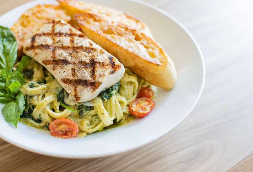 فندق Embassy Suites By Hilton Oahu Kapolei