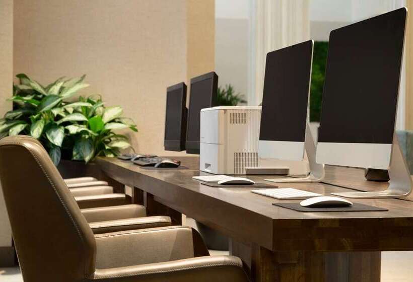 فندق Embassy Suites By Hilton Oahu Kapolei