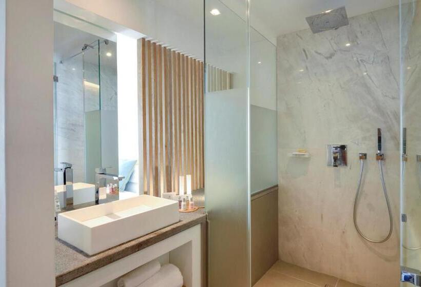 هتل Myconian Korali Relais & Chateaux