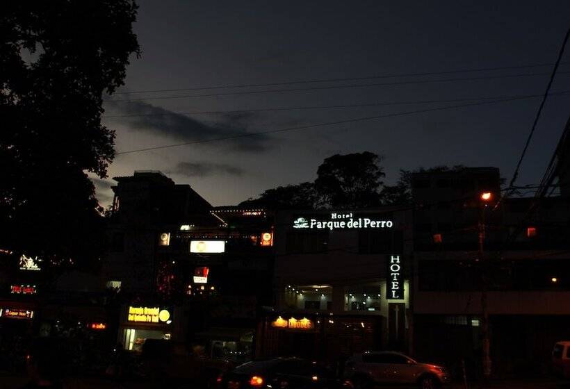 هتل Parque Del Perro